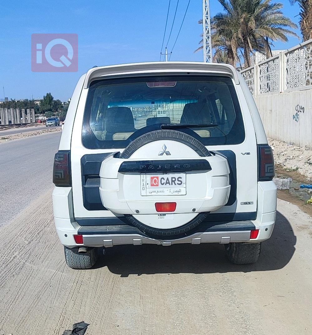 ميتسوبيشي باجيرو